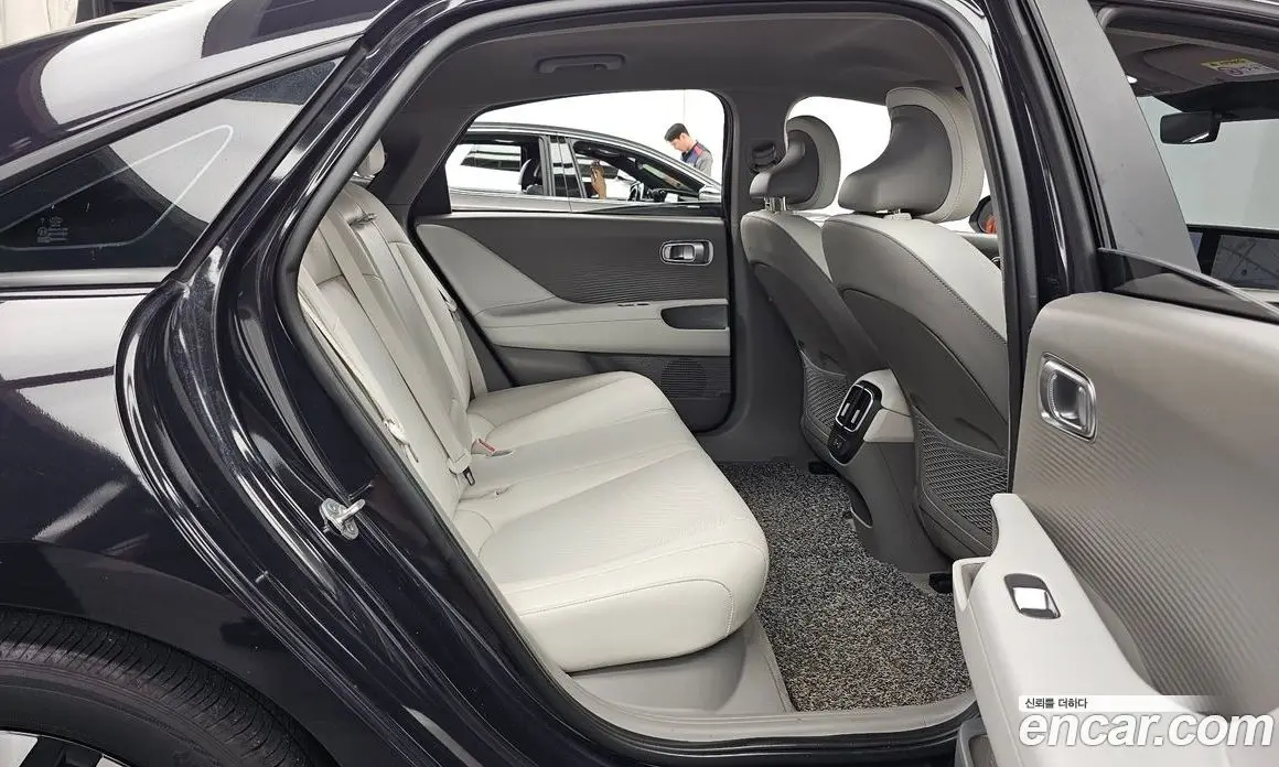 Hyundai Ioniq 6 2023 0.1 автомат (гидро), фото 18 Hyundai Ioniq 6 2023 0.1 автомат (гидро), фото 18