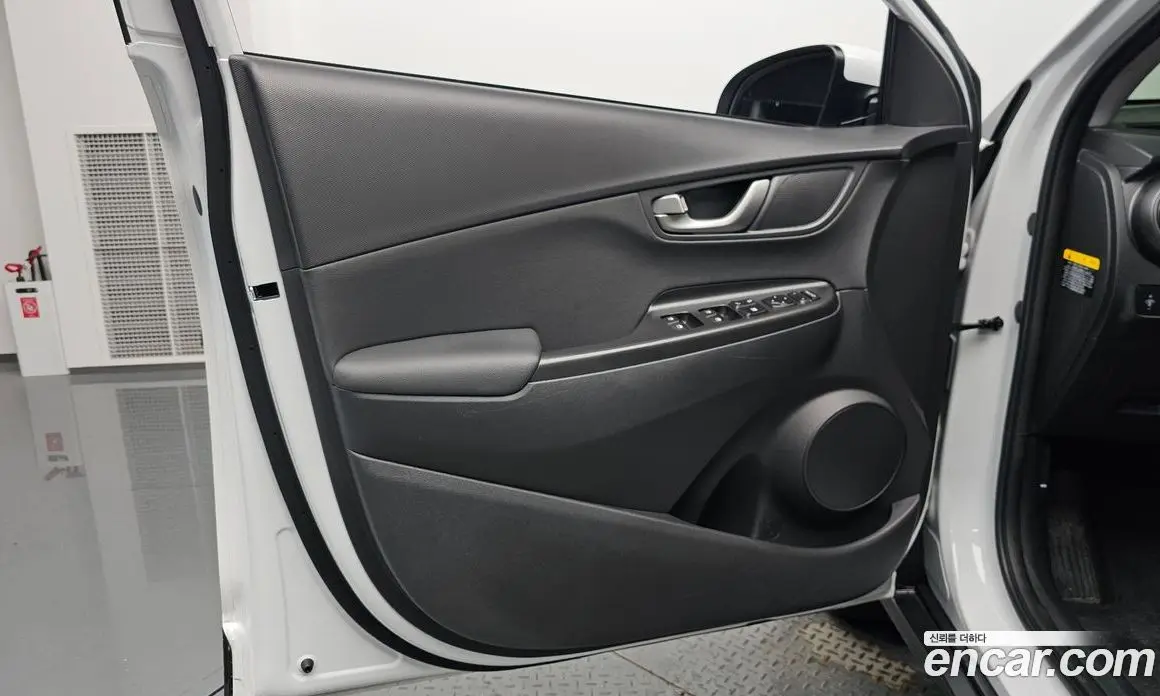 Hyundai Kona 2020 1.6 автомат (гидро), фото 13 Hyundai Kona 2020 1.6 автомат (гидро), фото 13