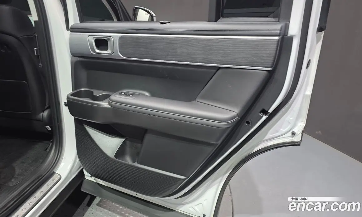 Hyundai Santa Fe 2024 1.6 автомат (гидро), фото 15