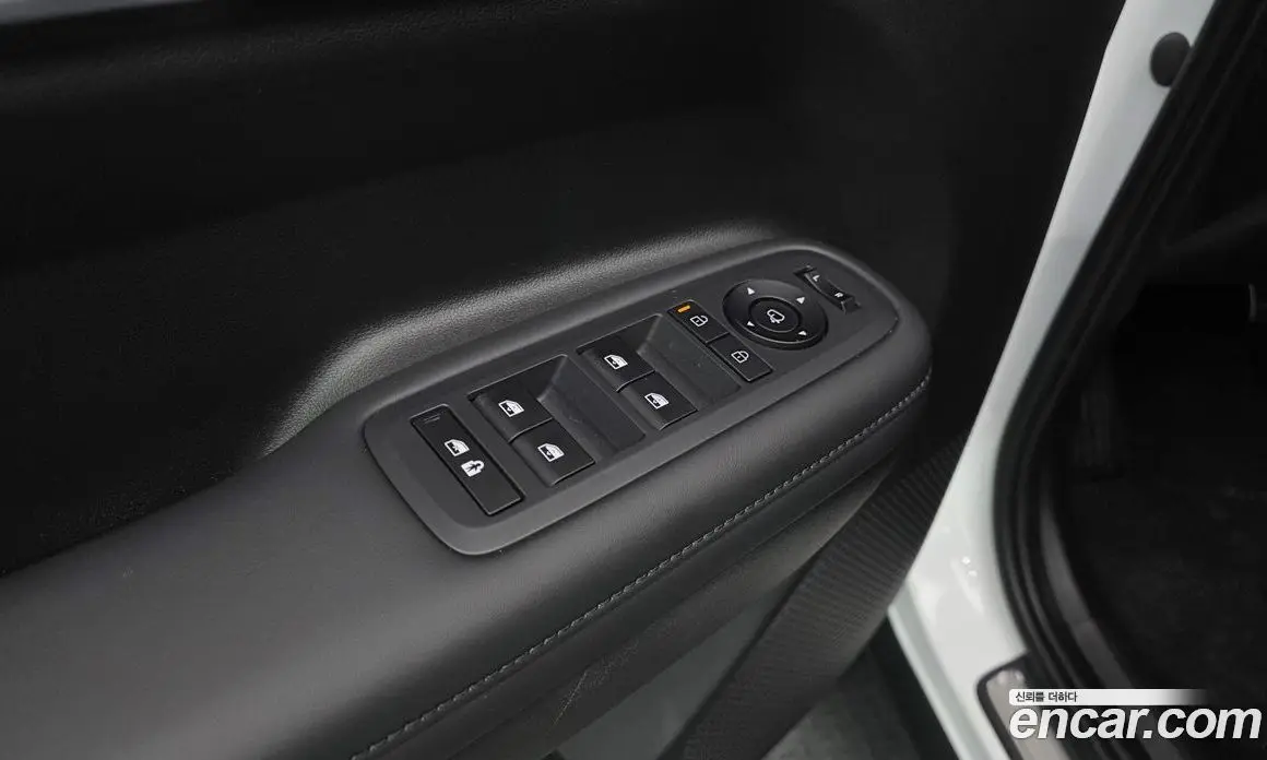 Hyundai Santa Fe 2024 1.6 автомат (гидро), фото 27