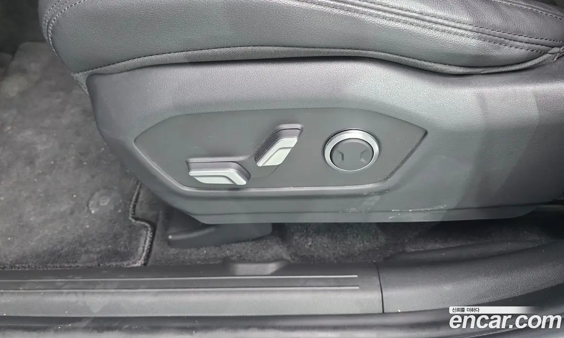 Hyundai Santa Fe 2024 1.6 автомат (гидро), фото 31