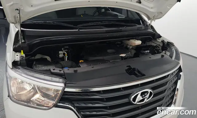 Hyundai Starex 2019 2.5 автомат (гидро), миниатюра 6 Hyundai Starex 2019 2.5 автомат (гидро), миниатюра 6