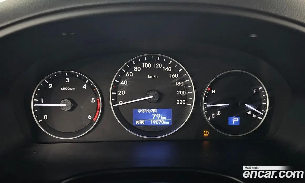 Hyundai Starex 2019 2.5 автомат (гидро), фото 8 Hyundai Starex 2019 2.5 автомат (гидро), фото 8