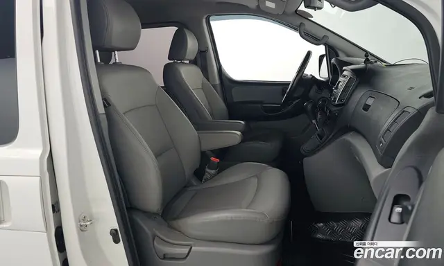 Hyundai Starex 2019 2.5 автомат (гидро), миниатюра 10 Hyundai Starex 2019 2.5 автомат (гидро), миниатюра 10