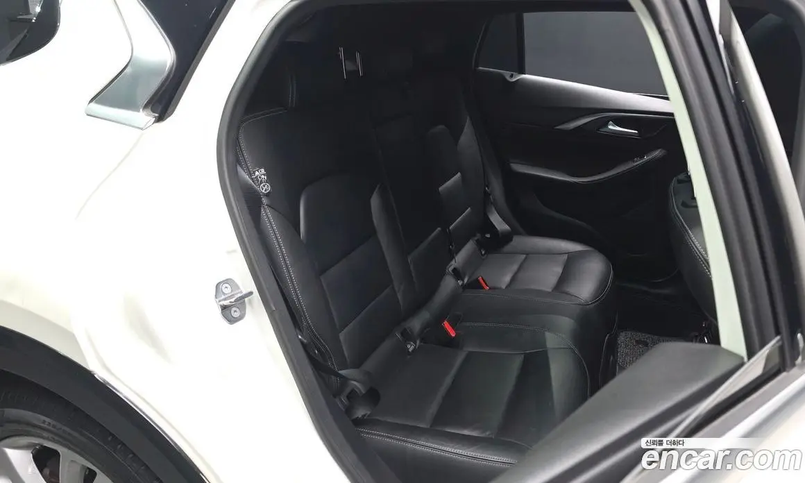 Infiniti Q30 2019 2.0 автомат (гидро), фото 18