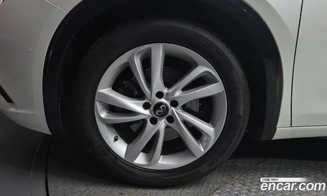 Infiniti Q30 2019 2.0 автомат (гидро), миниатюра 5