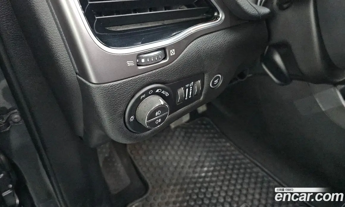Jeep Cherokee 2021 2.4 автомат (гидро), фото 16 Jeep Cherokee 2021 2.4 автомат (гидро), фото 16