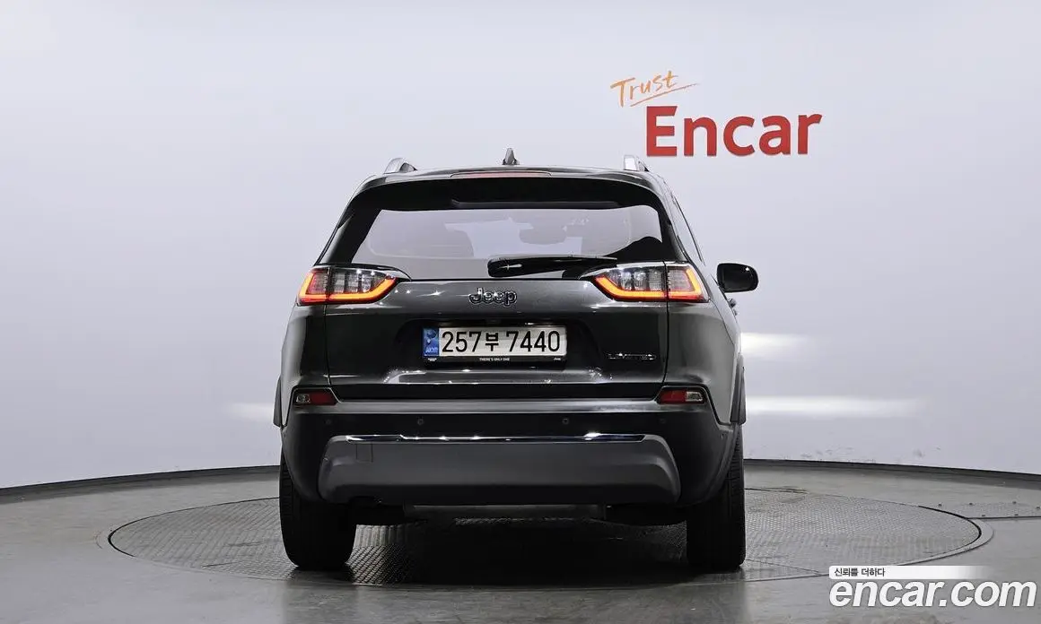Jeep Cherokee 2021 2.4 автомат (гидро), фото 4 Jeep Cherokee 2021 2.4 автомат (гидро), фото 4
