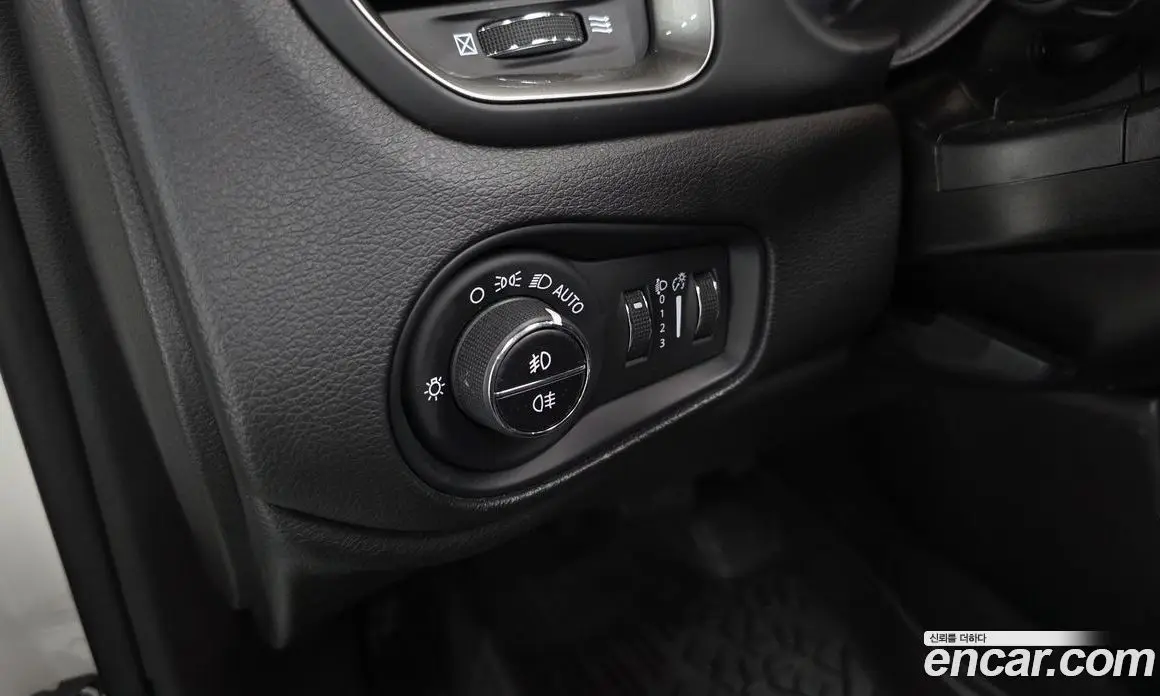 Jeep Renegade 2019 2.0 автомат (гидро), фото 30 Jeep Renegade 2019 2.0 автомат (гидро), фото 30