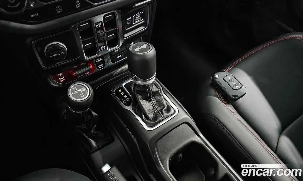 Jeep Wrangler 2025 2.0 автомат (гидро), фото 11 Jeep Wrangler 2025 2.0 автомат (гидро), фото 11