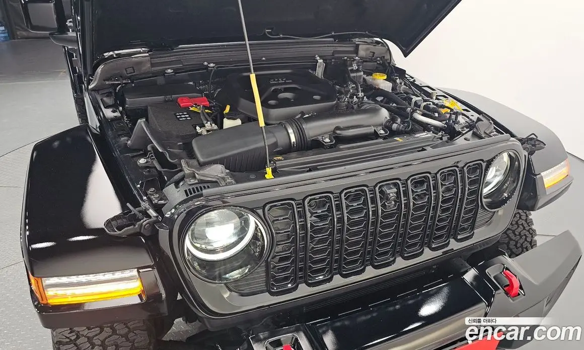 Jeep Wrangler 2025 2.0 автомат (гидро), фото 5 Jeep Wrangler 2025 2.0 автомат (гидро), фото 5