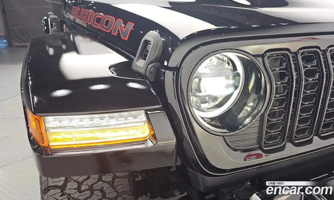 Jeep Wrangler 2025 2.0 автомат (гидро), фото 7 Jeep Wrangler 2025 2.0 автомат (гидро), фото 7