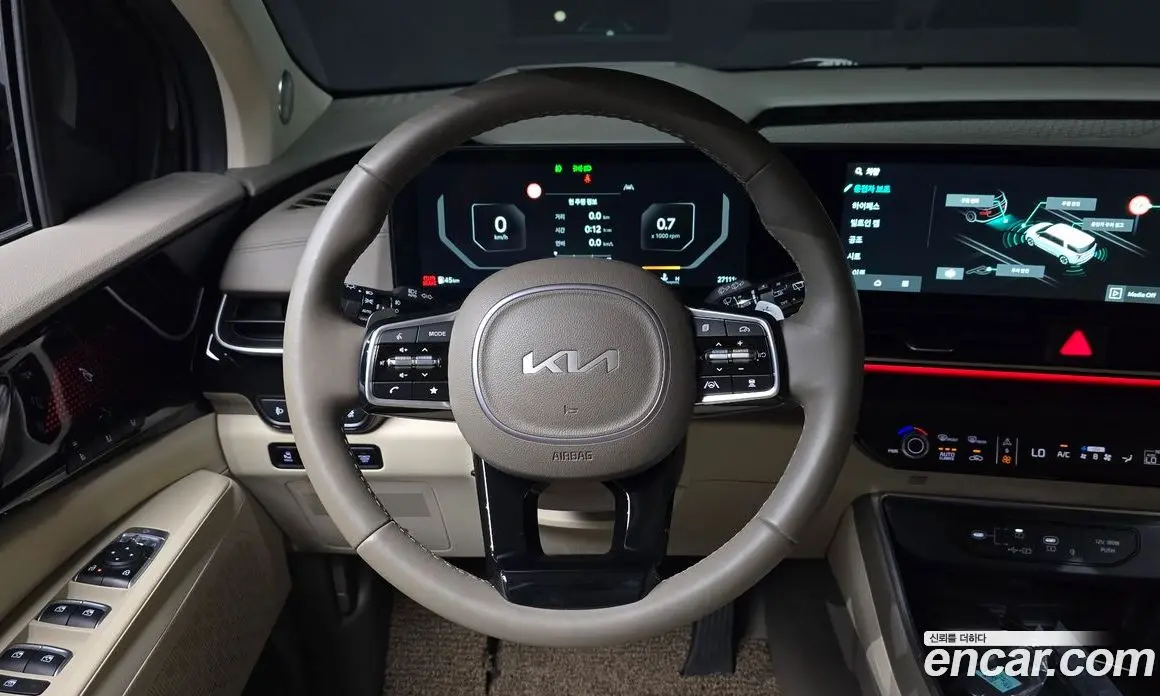Kia Carnival 2024 2.2 автомат (гидро), фото 18 Kia Carnival 2024 2.2 автомат (гидро), фото 18