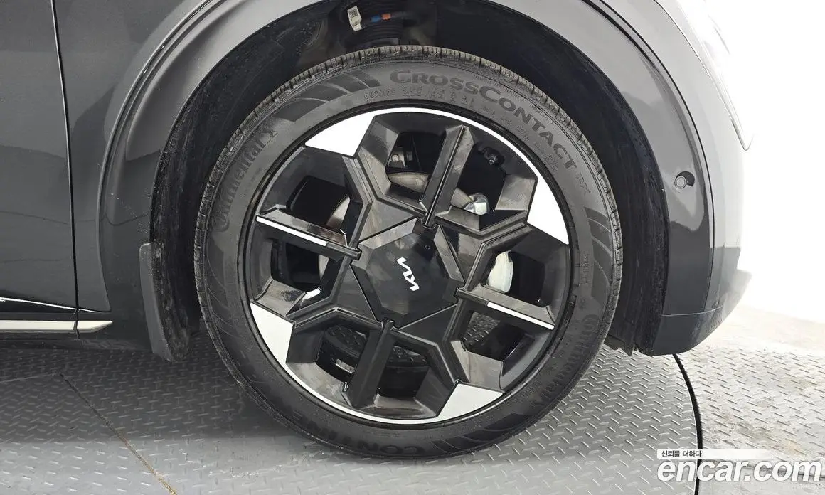 Kia EV6 2024 0.1 автомат (гидро), фото 6 Kia EV6 2024 0.1 автомат (гидро), фото 6