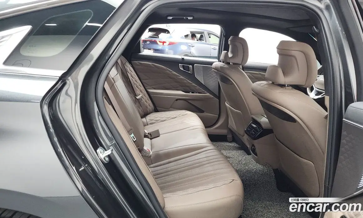 Kia K8 2023 2.5 автомат (гидро), фото 12 Kia K8 2023 2.5 автомат (гидро), фото 12