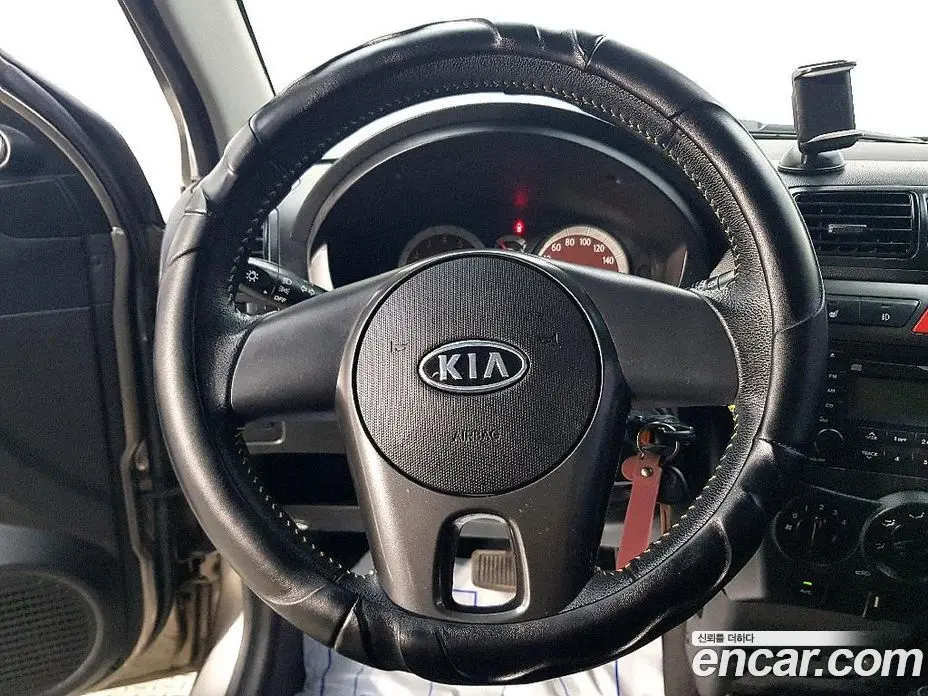 Kia Morning 2011 1.0 автомат (гидро), фото 12