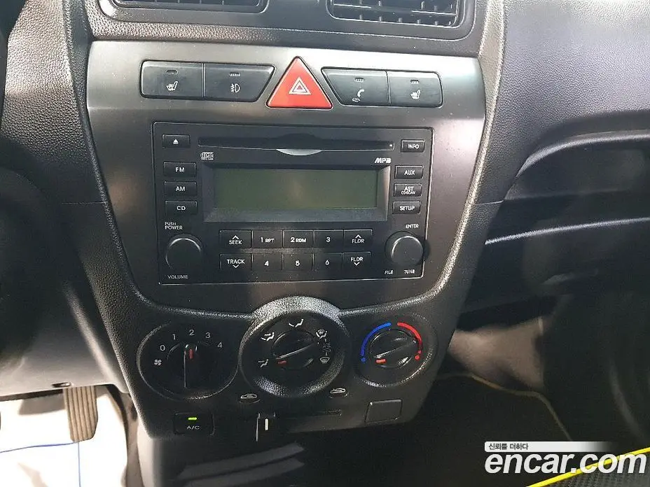Kia Morning 2011 1.0 автомат (гидро), фото 13