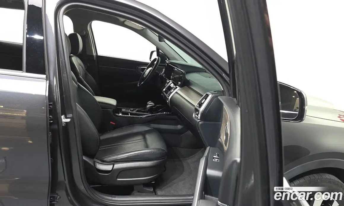 Kia Sorento 2023 2.5 автомат (гидро), фото 17 Kia Sorento 2023 2.5 автомат (гидро), фото 17