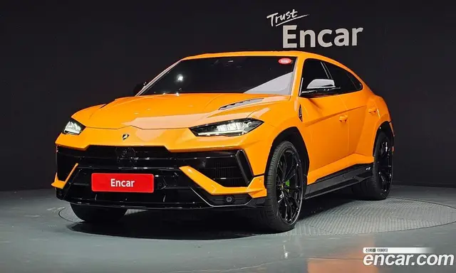 Lamborghini Urus, 2024, 8 352 км