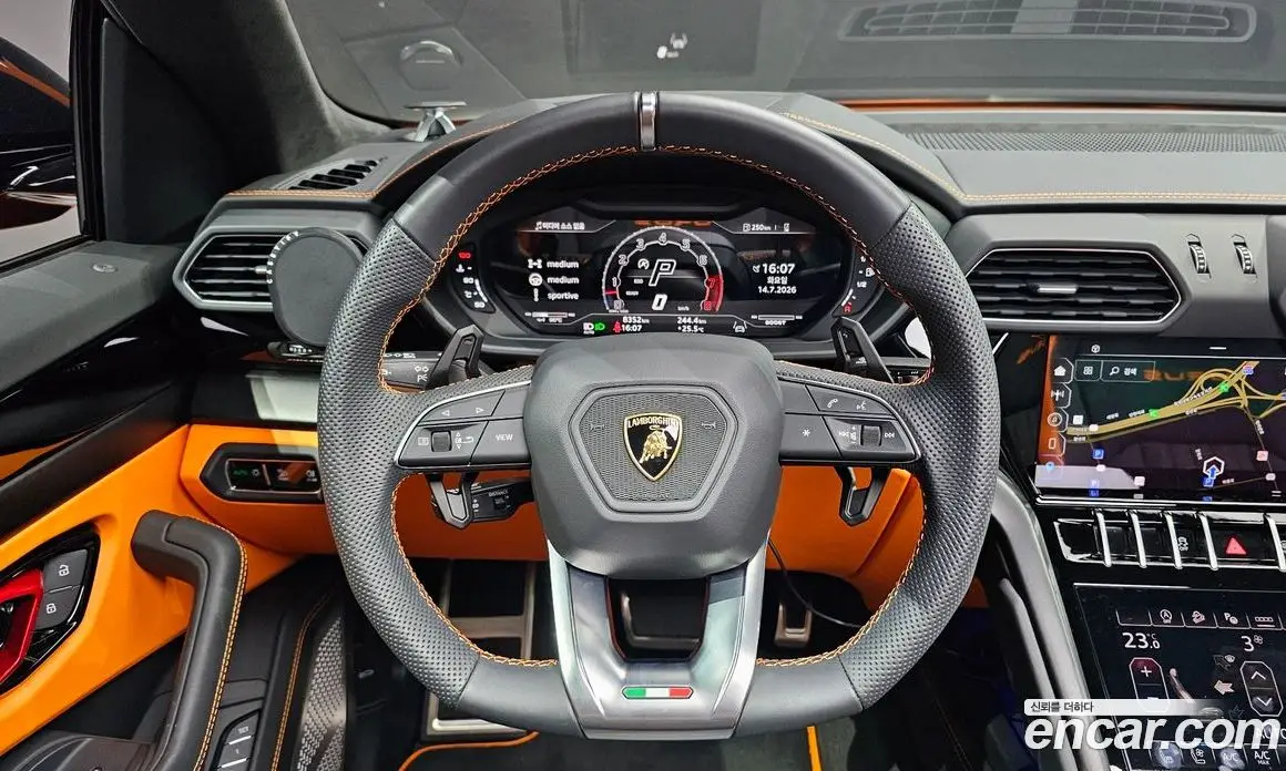 Lamborghini Urus 2024 4.0 автомат (гидро), фото 14