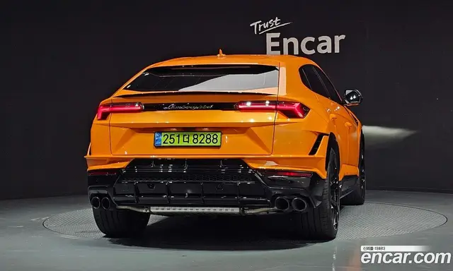 Lamborghini Urus 2024 4.0 автомат (гидро), миниатюра 4