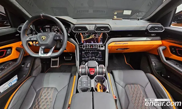 Lamborghini Urus 2024 4.0 автомат (гидро), миниатюра 7