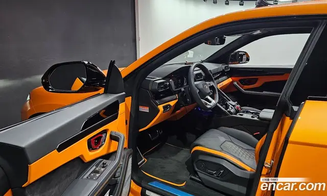 Lamborghini Urus 2024 4.0 автомат (гидро), миниатюра 10