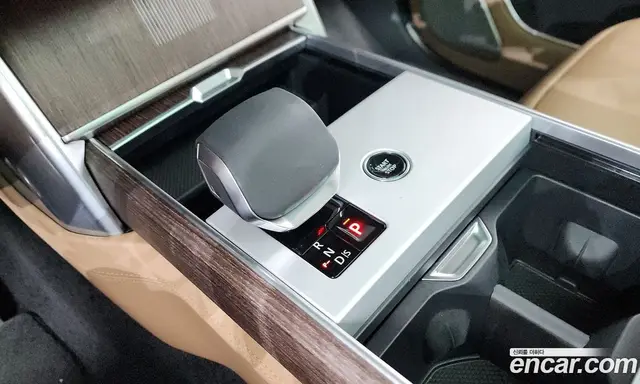 Land Rover Range Rover 2025 4.4 автомат (гидро), миниатюра 12