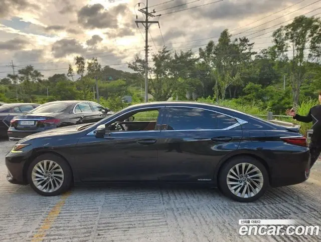 Lexus ES 2021 2.5 автомат (гидро), миниатюра 8 Lexus ES 2021 2.5 автомат (гидро), миниатюра 8