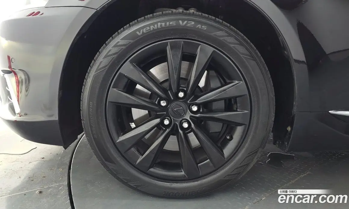 Lexus LS 2017 4.6 автомат (гидро), фото 5 Lexus LS 2017 4.6 автомат (гидро), фото 5