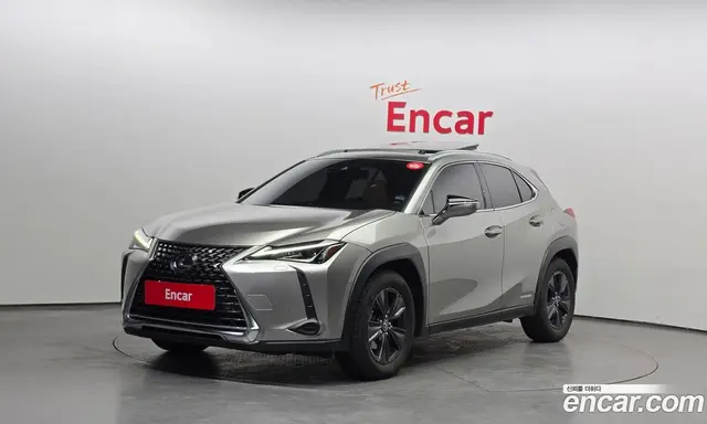 Lexus UX 2019 2.0 автомат (гидро), миниатюра 1 Lexus UX 2019 2.0 автомат (гидро), миниатюра 1