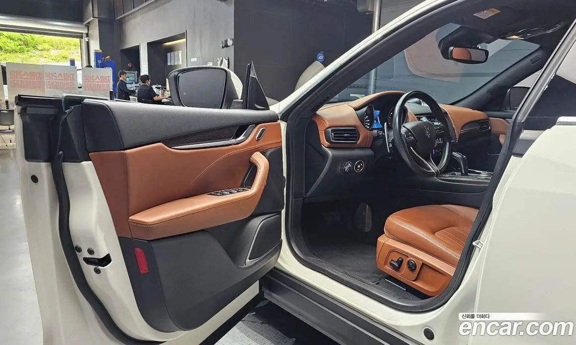 Maserati Levante 2020 3.0 автомат (гидро), фото 13