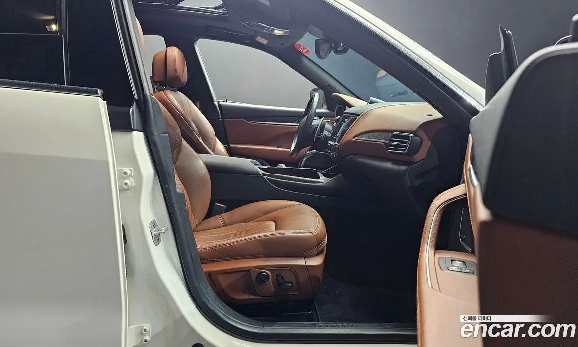 Maserati Levante 2020 3.0 автомат (гидро), фото 16