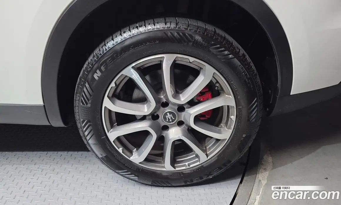 Maserati Levante 2020 3.0 автомат (гидро), фото 7