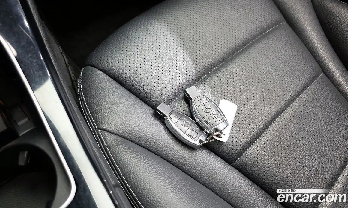 Mercedes-Benz C-Class 2014 2.0 автомат (гидро), фото 19 Mercedes-Benz C-Class 2014 2.0 автомат (гидро), фото 19