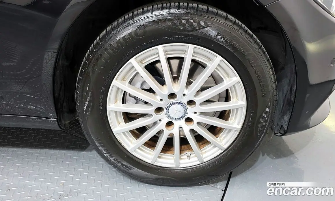 Mercedes-Benz C-Class 2014 2.0 автомат (гидро), фото 5 Mercedes-Benz C-Class 2014 2.0 автомат (гидро), фото 5