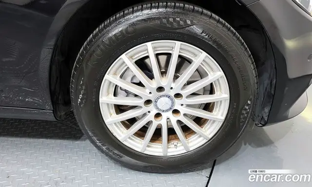 Mercedes-Benz C-Class 2014 2.0 автомат (гидро), миниатюра 5 Mercedes-Benz C-Class 2014 2.0 автомат (гидро), миниатюра 5