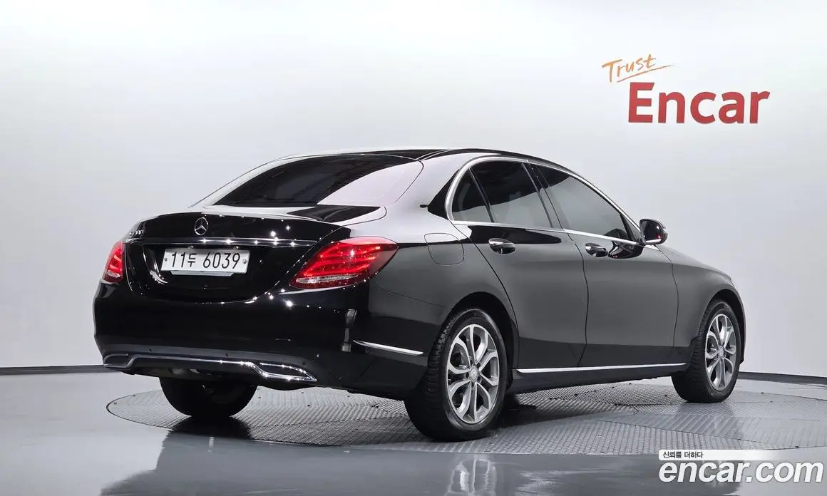 Mercedes-Benz C-Class 2015 2.0 автомат (гидро), фото 2 Mercedes-Benz C-Class 2015 2.0 автомат (гидро), фото 2