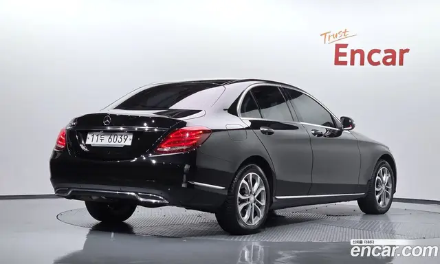Mercedes-Benz C-Class 2015 2.0 автомат (гидро), миниатюра 2 Mercedes-Benz C-Class 2015 2.0 автомат (гидро), миниатюра 2