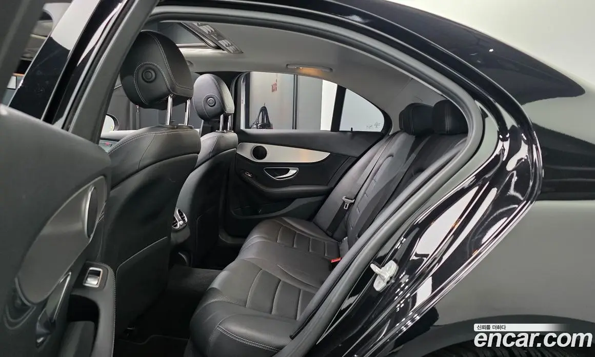 Mercedes-Benz C-Class 2015 2.0 автомат (гидро), фото 12 Mercedes-Benz C-Class 2015 2.0 автомат (гидро), фото 12