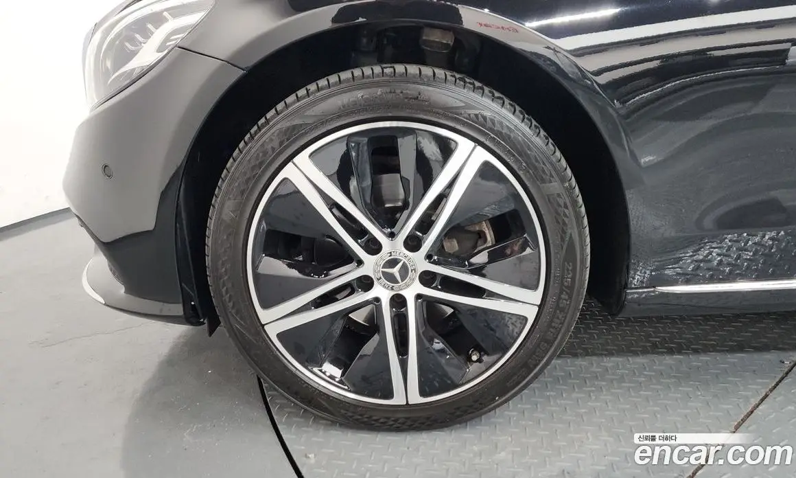 Mercedes-Benz C-Class 2019 1.9 автомат (гидро), фото 5