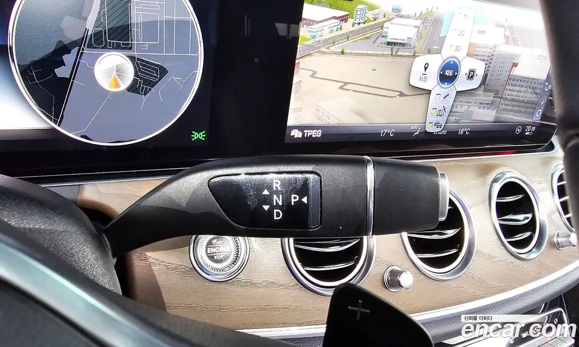 Mercedes-Benz E-Class 2019 2.0 автомат (гидро), фото 17 Mercedes-Benz E-Class 2019 2.0 автомат (гидро), фото 17
