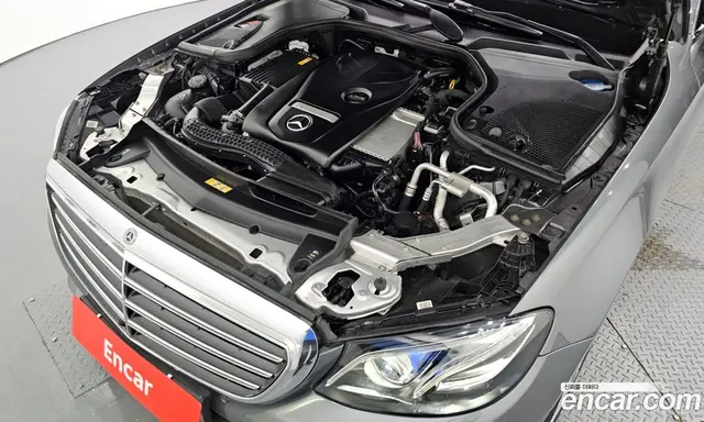 Mercedes-Benz E-Class 2019 2.0 автомат (гидро), миниатюра 6 Mercedes-Benz E-Class 2019 2.0 автомат (гидро), миниатюра 6