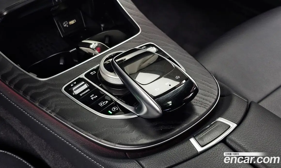Mercedes-Benz E-Class 2020 2.0 автомат (гидро), фото 27 Mercedes-Benz E-Class 2020 2.0 автомат (гидро), фото 27
