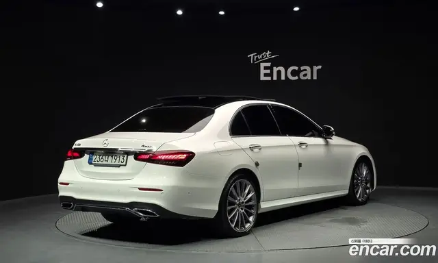 Mercedes-Benz E-Class 2022 2.0 автомат (гидро), миниатюра 2 Mercedes-Benz E-Class 2022 2.0 автомат (гидро), миниатюра 2