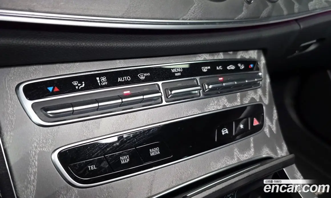 Mercedes-Benz E-Class 2022 2.0 автомат (гидро), фото 22 Mercedes-Benz E-Class 2022 2.0 автомат (гидро), фото 22