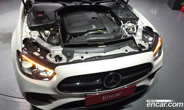 Mercedes-Benz E-Class 2022 2.0 автомат (гидро), миниатюра 6 Mercedes-Benz E-Class 2022 2.0 автомат (гидро), миниатюра 6