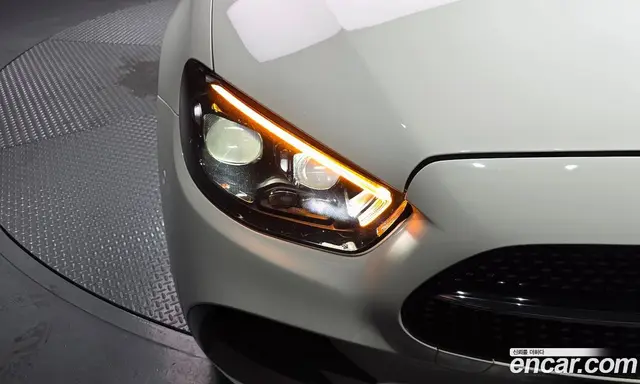 Mercedes-Benz E-Class 2022 2.0 автомат (гидро), миниатюра 8 Mercedes-Benz E-Class 2022 2.0 автомат (гидро), миниатюра 8