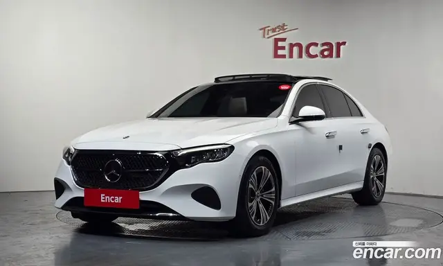 Mercedes-Benz E-Class 2025 2.0 автомат (гидро), миниатюра 1