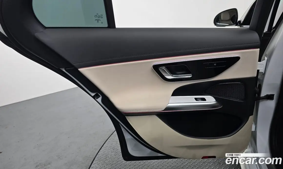 Mercedes-Benz E-Class 2025 2.0 автомат (гидро), фото 15